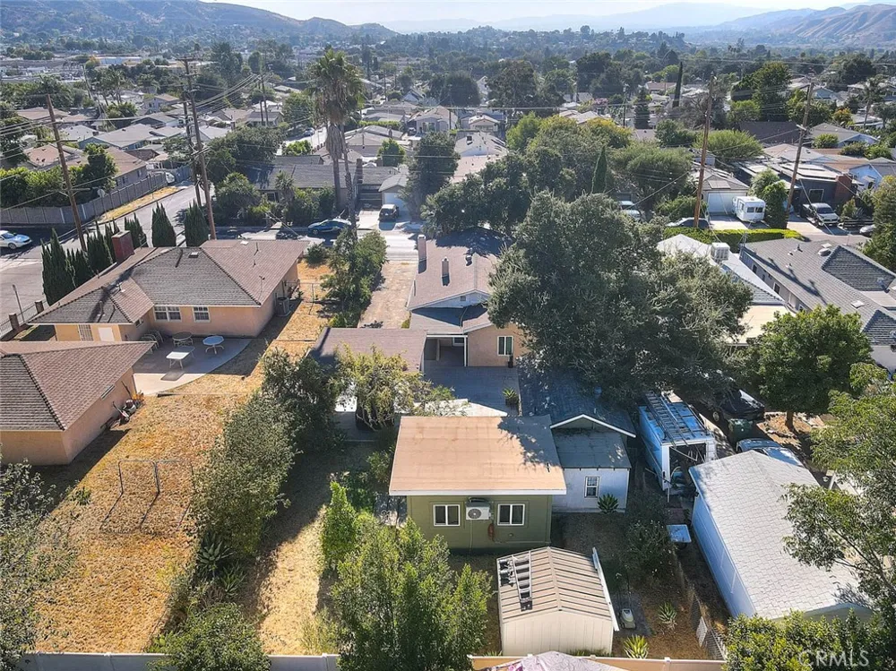 10610 Woodward Sunland, CA 91040