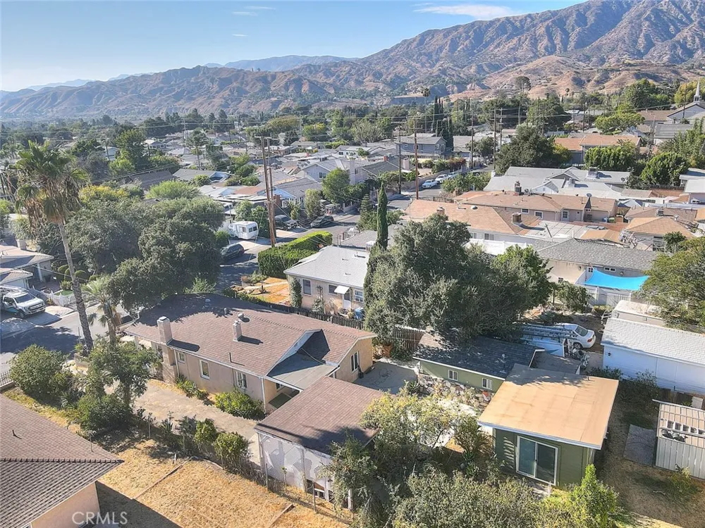 10610 Woodward Sunland, CA 91040