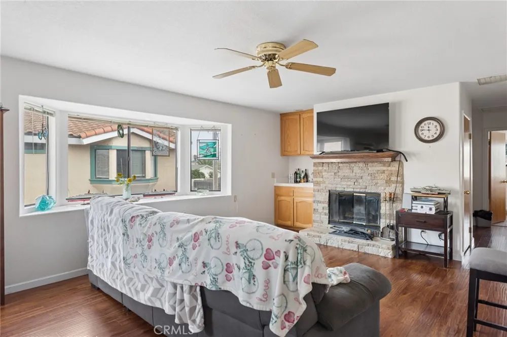 1277 Belridge #11C Oceano, CA 93445