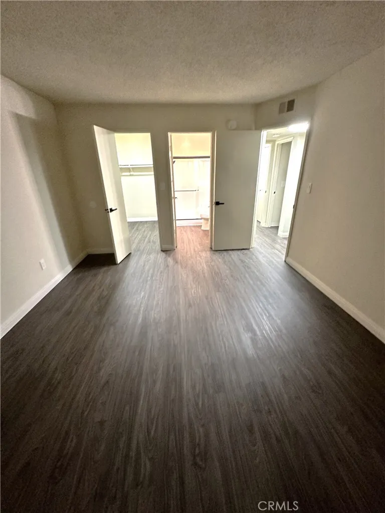 18225 Kingsdale Avenue #103 Redondo Beach, CA 90278