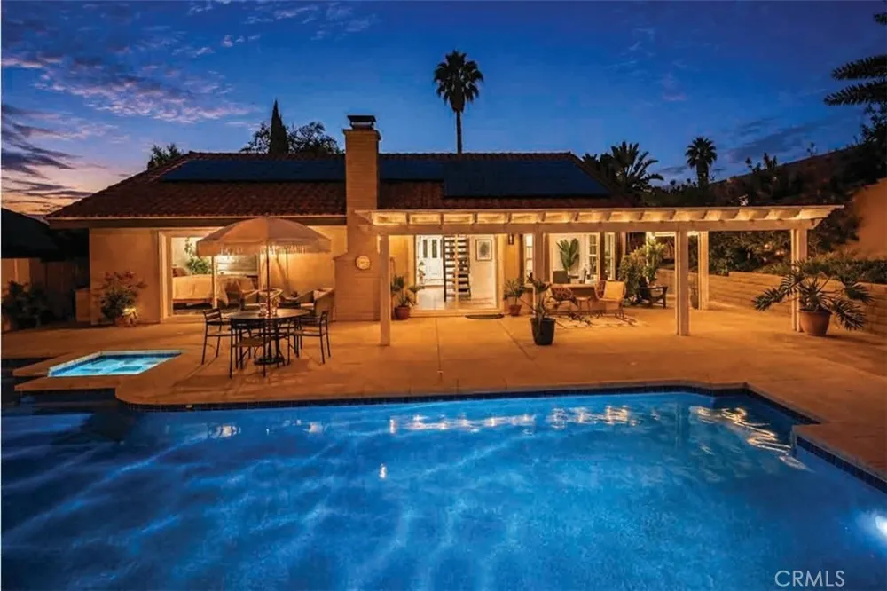 25312 Pike Laguna Hills, CA 92653