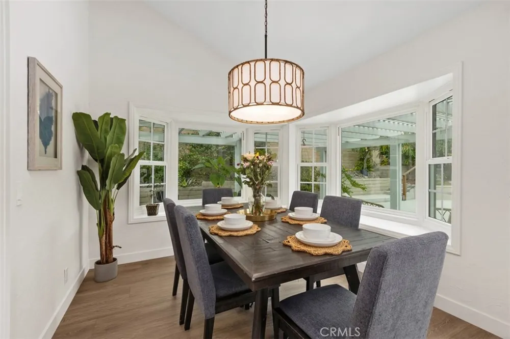 25312 Pike Laguna Hills, CA 92653