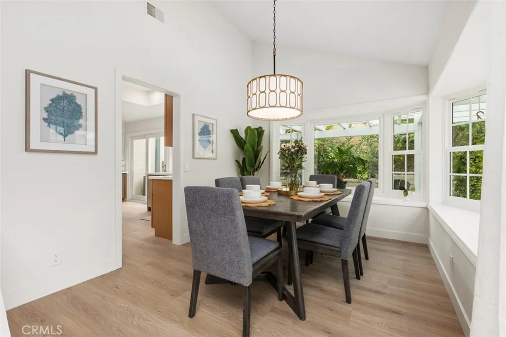 25312 Pike Laguna Hills, CA 92653