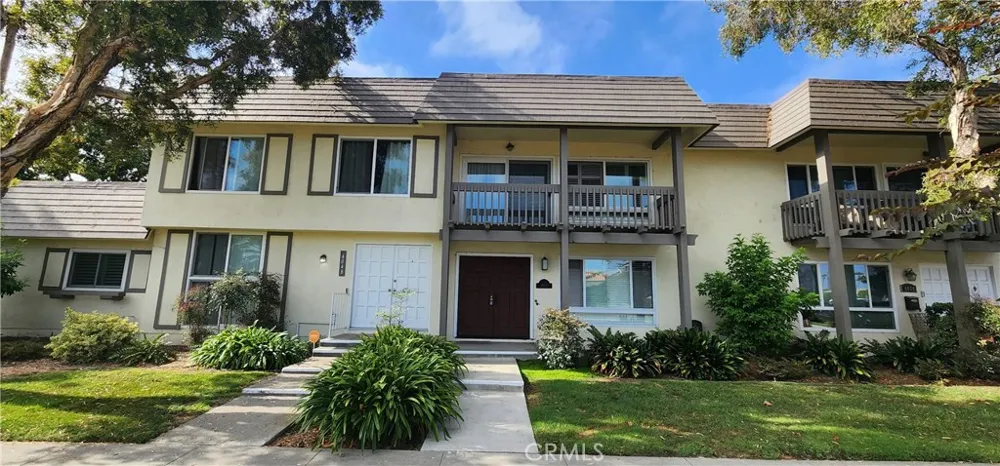 4042 Orange Avenue Cypress, CA 90630