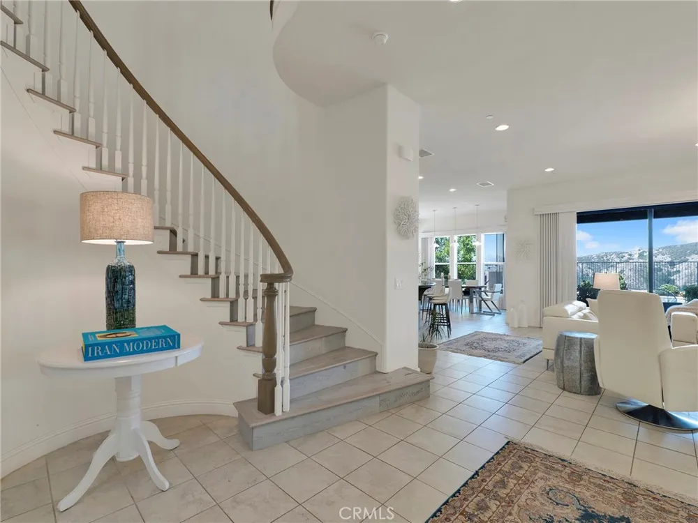 11911 Ancona Porter Ranch, CA 91326