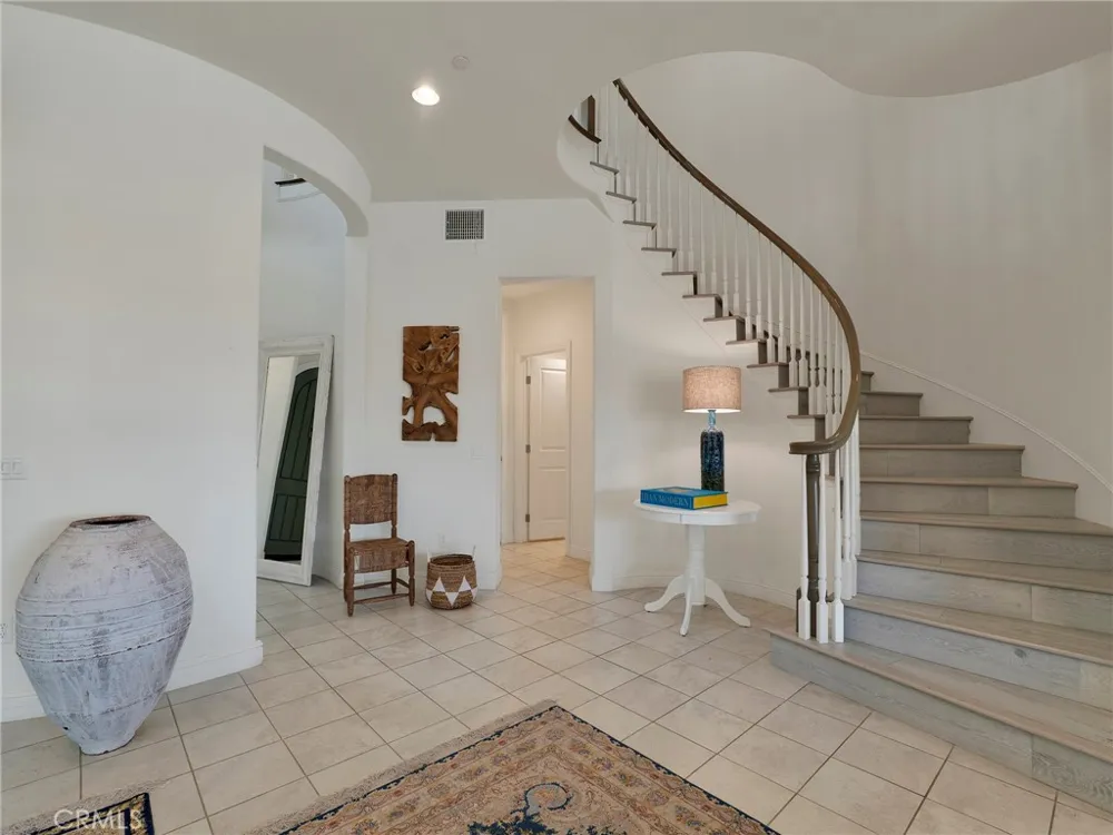 11911 Ancona Porter Ranch, CA 91326