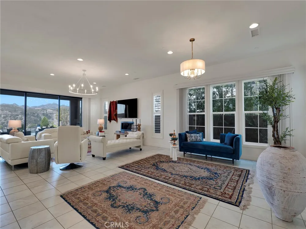 11911 Ancona Porter Ranch, CA 91326