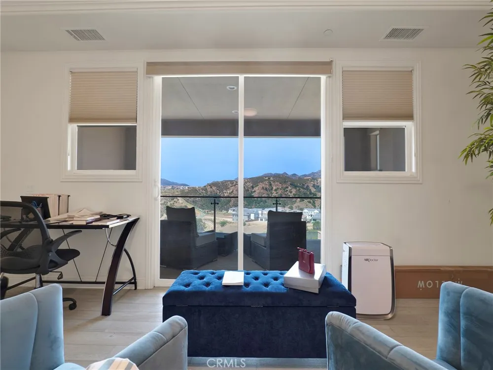 11911 Ancona Porter Ranch, CA 91326