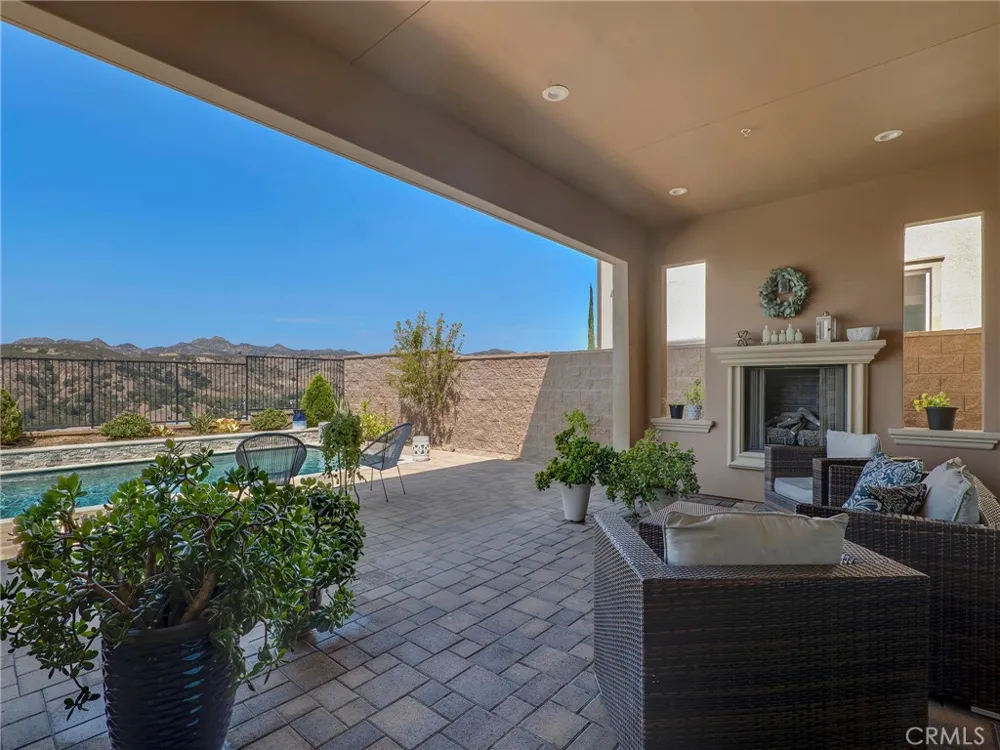 11911 Ancona Porter Ranch, CA 91326
