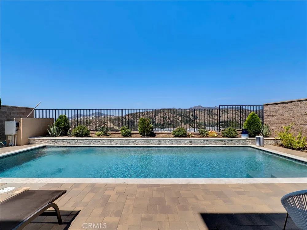 11911 Ancona Porter Ranch, CA 91326