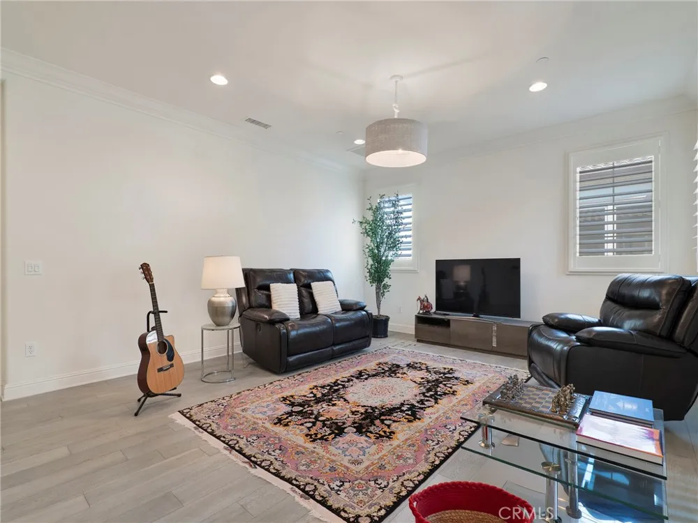 11911 Ancona Porter Ranch, CA 91326