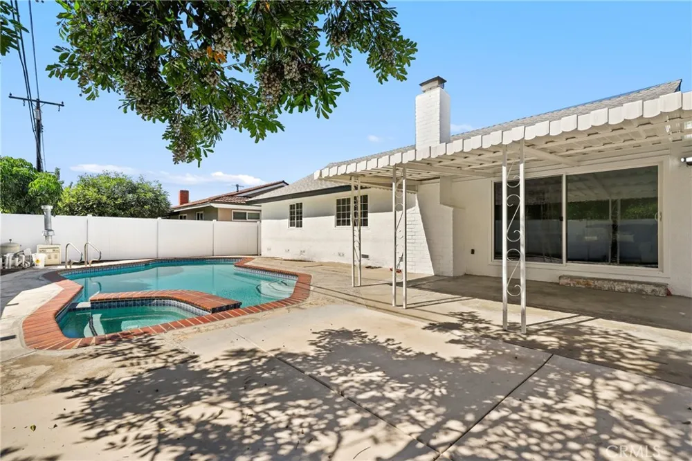 220 Gwynwood Avenue La Habra, CA 90631