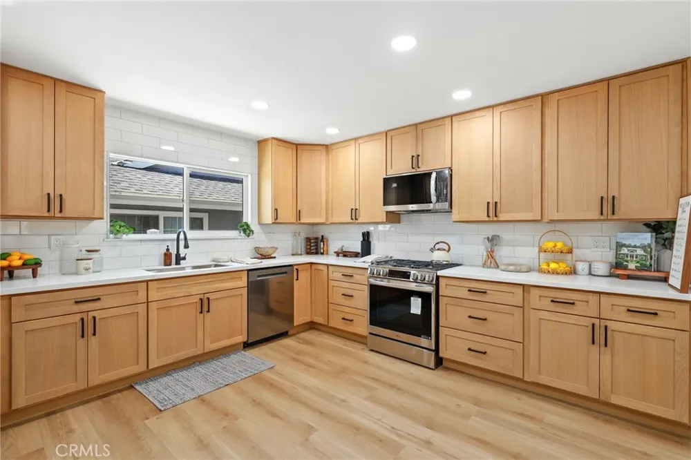 220 Gwynwood Avenue La Habra, CA 90631