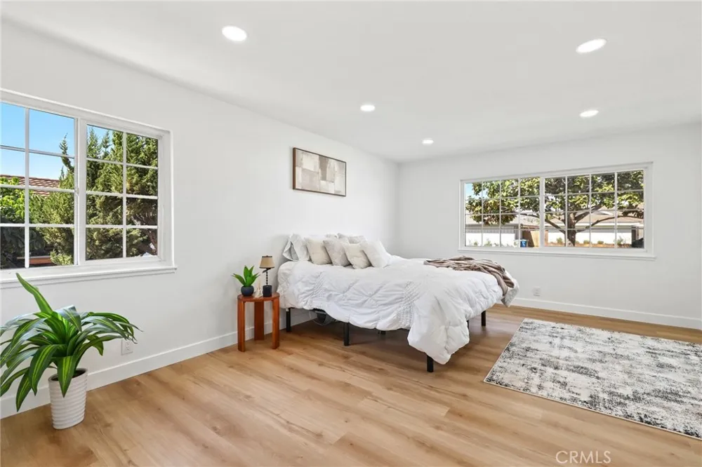 220 Gwynwood Avenue La Habra, CA 90631