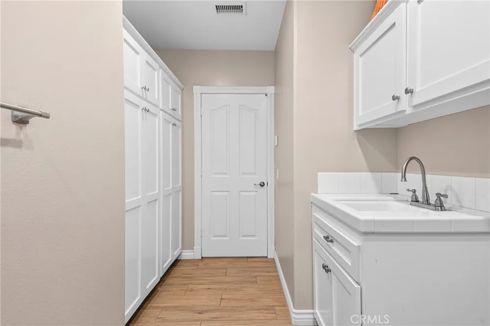 22594 Hidden Hills Yorba Linda, CA 92887