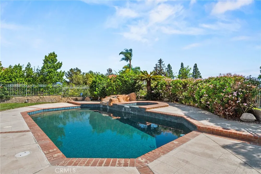 22594 Hidden Hills Yorba Linda, CA 92887