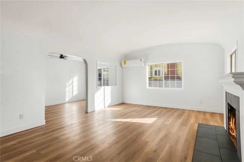 4874 Park Riverside, CA 92507