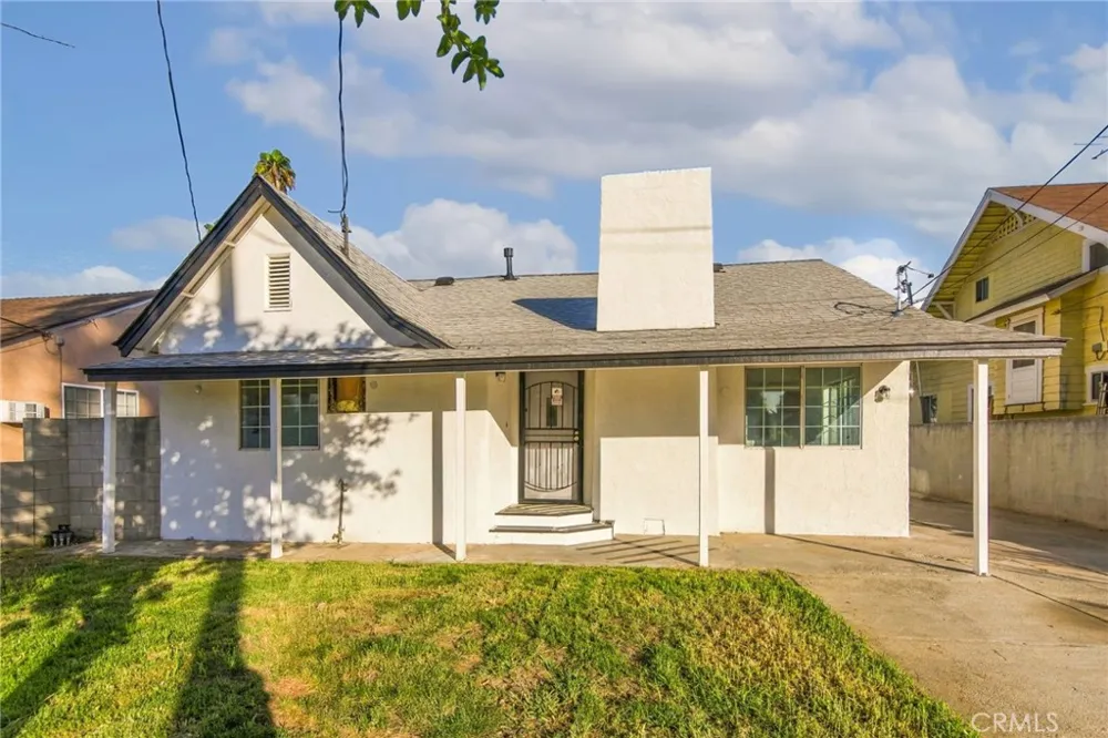 4874 Park Riverside, CA 92507