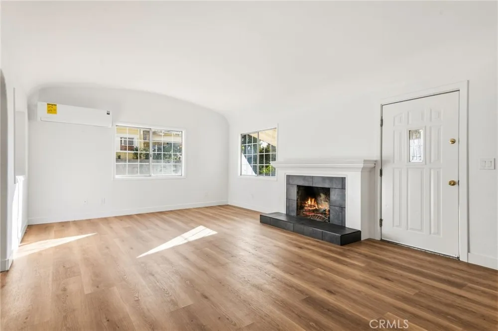 4874 Park Riverside, CA 92507