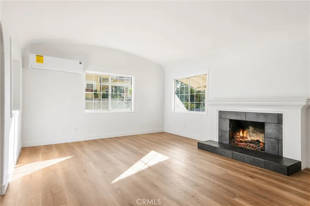 4874 Park Riverside, CA 92507