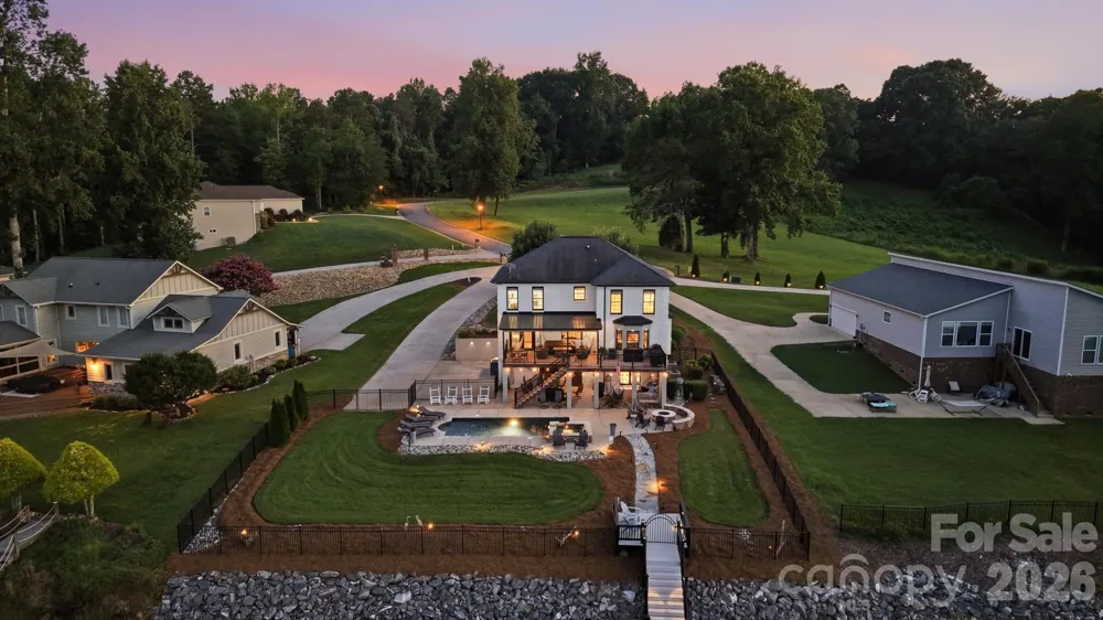 2682 Canvasback Lane Catawba, NC 28609