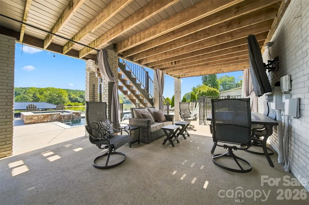 2682 Canvasback Lane Catawba, NC 28609