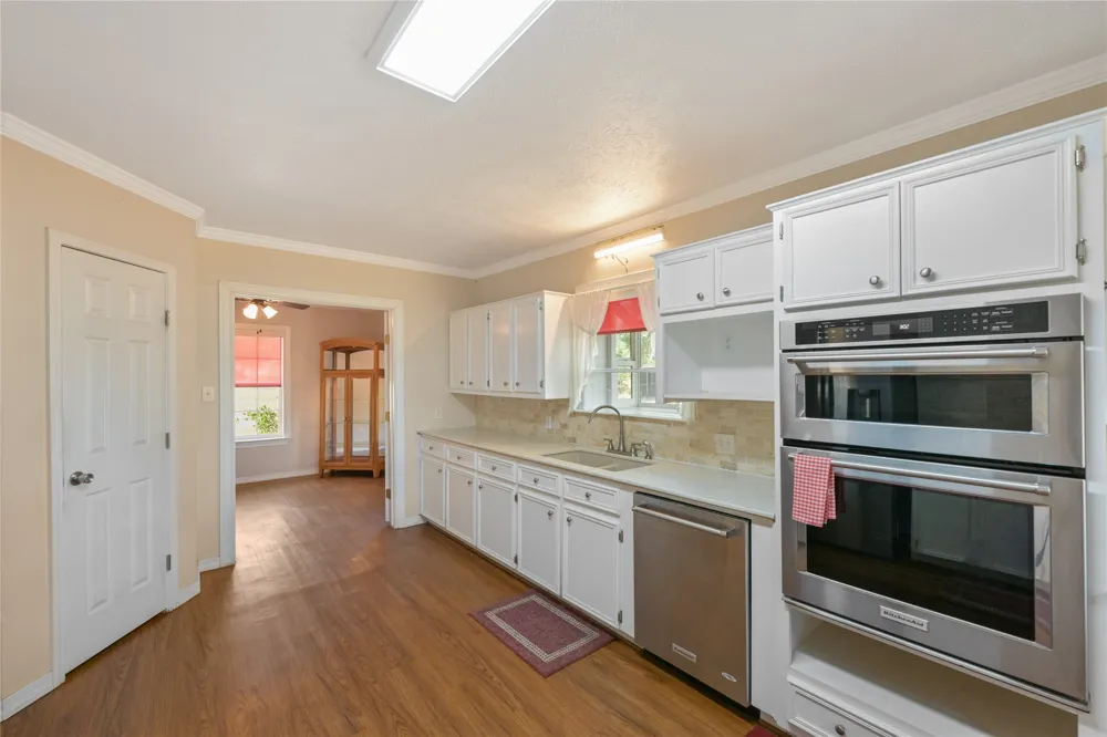 2481 Highway 21 W Dale, TX 78616