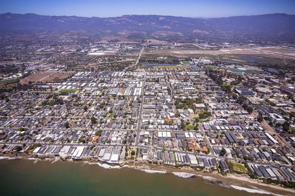 6588 Madrid Road Isla Vista, CA 93117