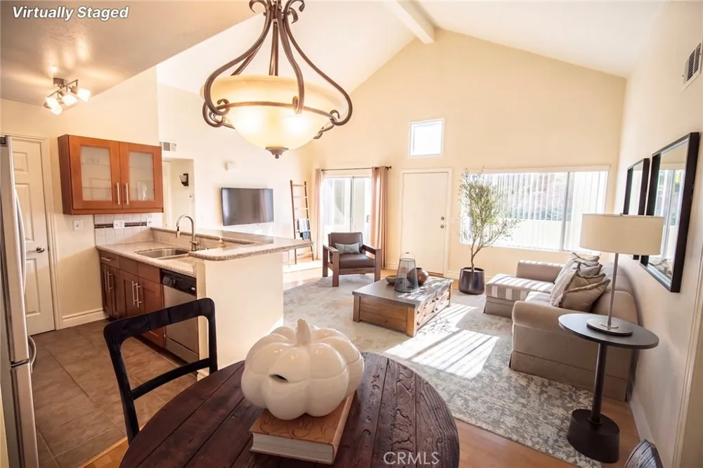 21203 Trumpet #203 Newhall, CA 91321
