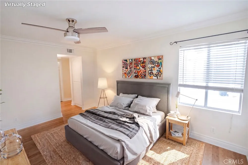21203 Trumpet #203 Newhall, CA 91321