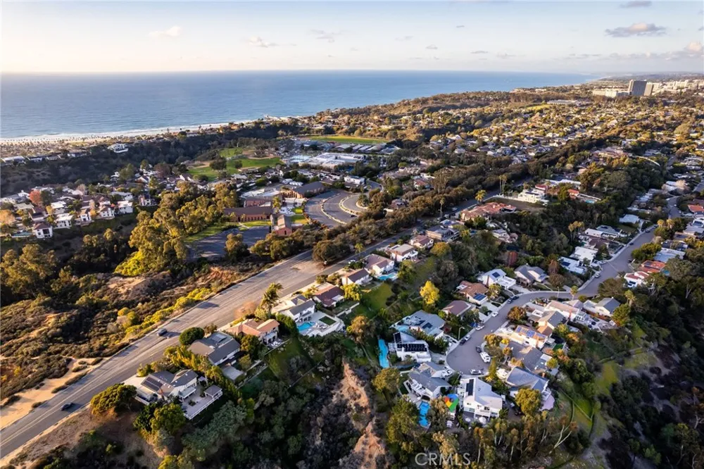 8239 Sugarman Drive La Jolla, CA 92037