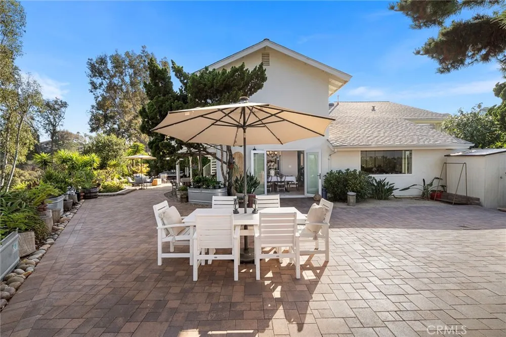 8239 Sugarman Drive La Jolla, CA 92037