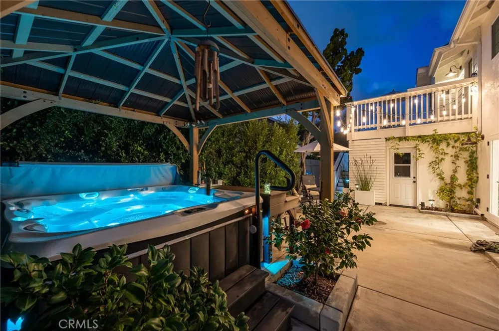 8239 Sugarman Drive La Jolla, CA 92037