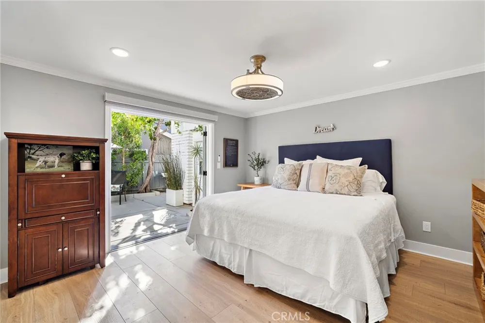 8239 Sugarman Drive La Jolla, CA 92037