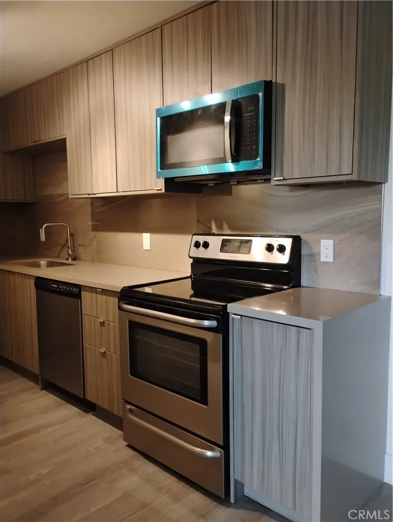 420 Villa Court #211 Palm Springs, CA 92262