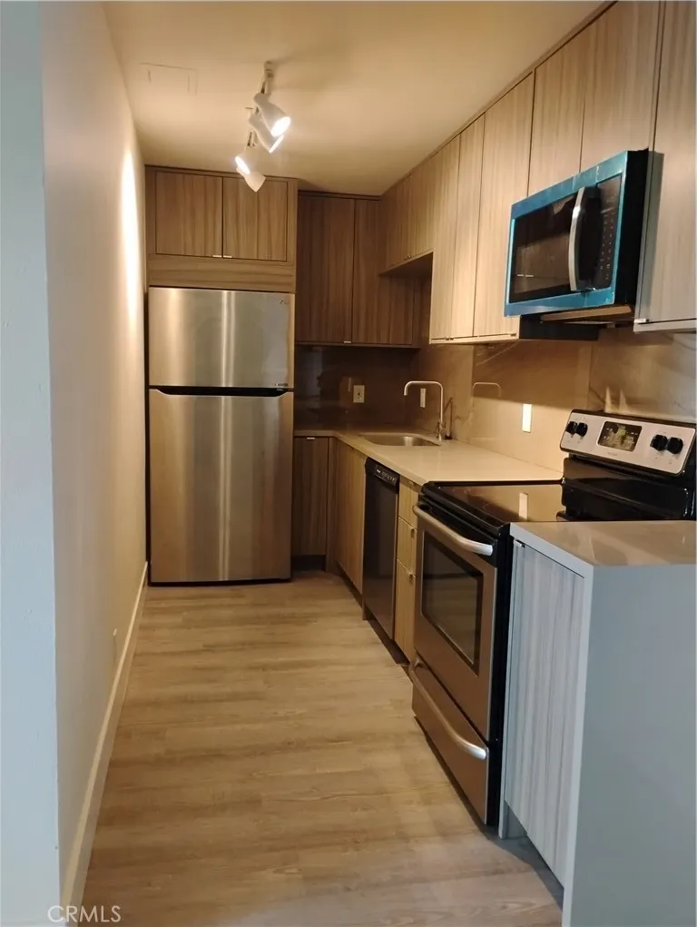 420 Villa Court #211 Palm Springs, CA 92262