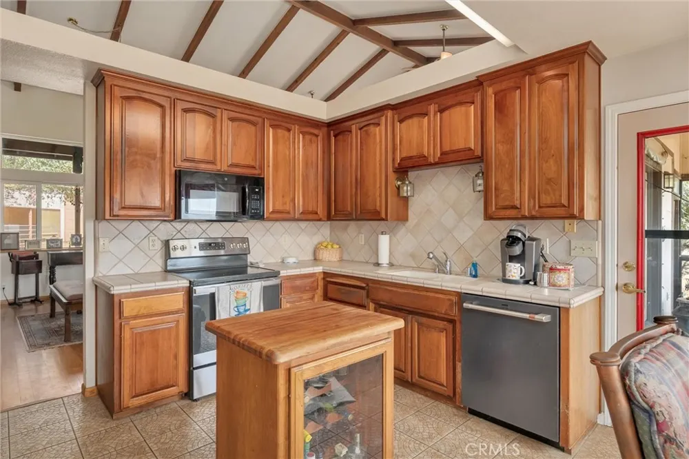 188 Patton Peak Yankee Hill, CA 95965