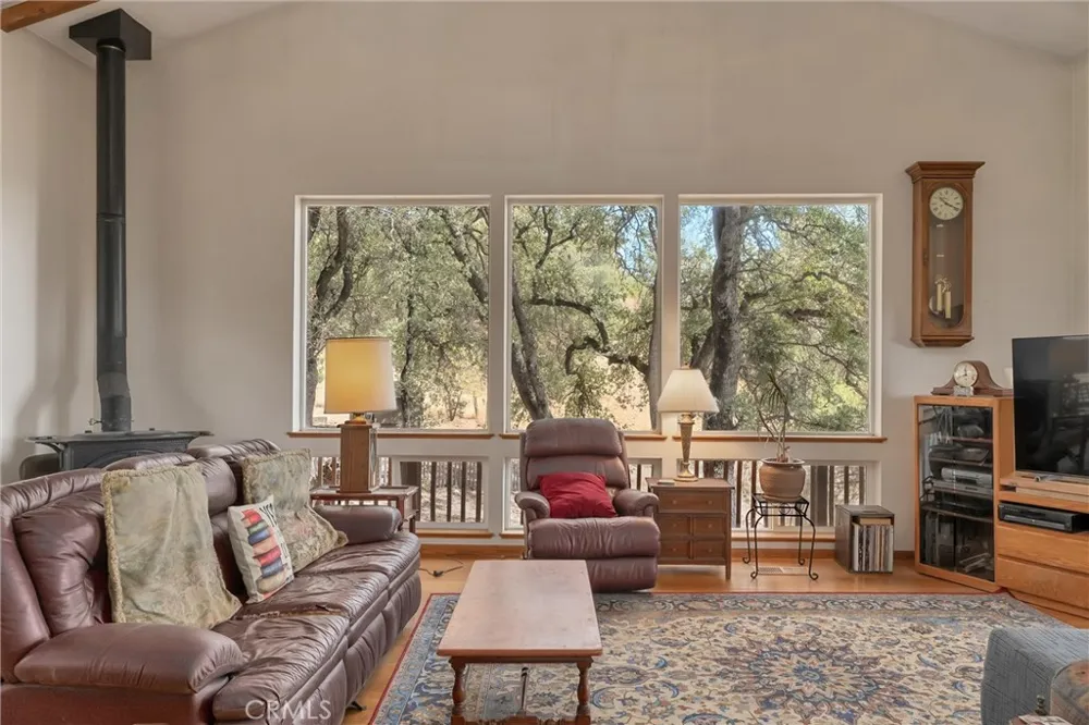 188 Patton Peak Yankee Hill, CA 95965