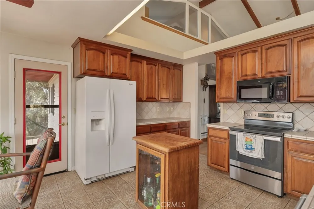 188 Patton Peak Yankee Hill, CA 95965
