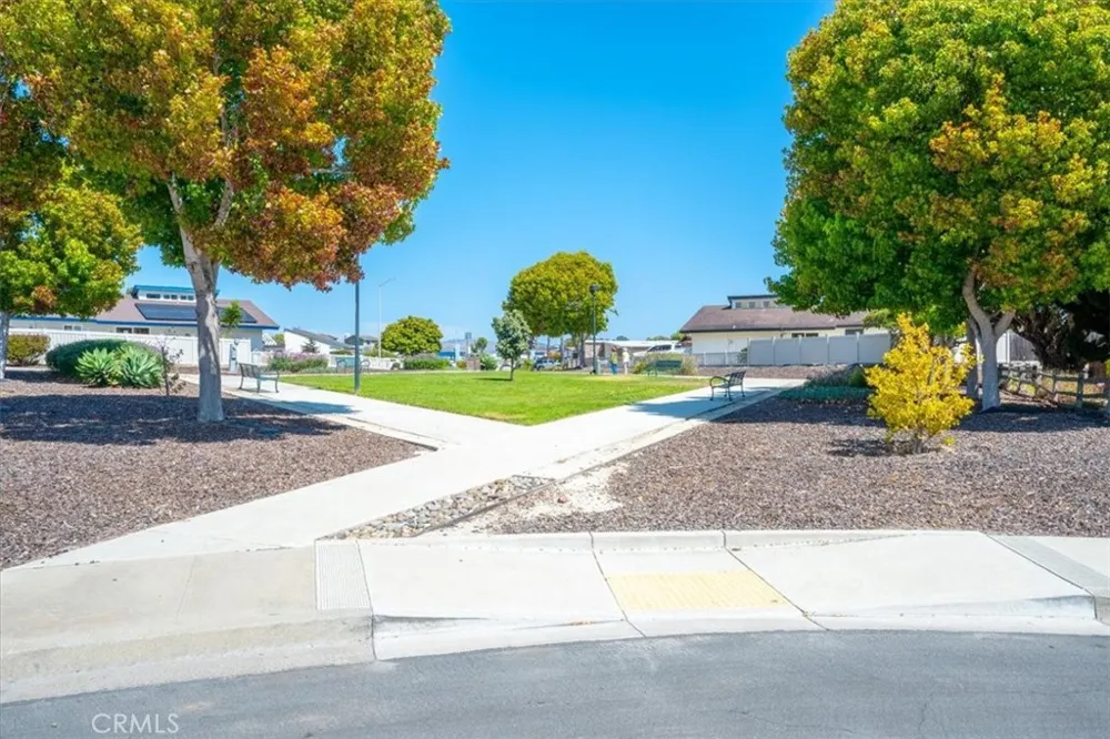 151 Jennifer Court Grover Beach, CA 93433