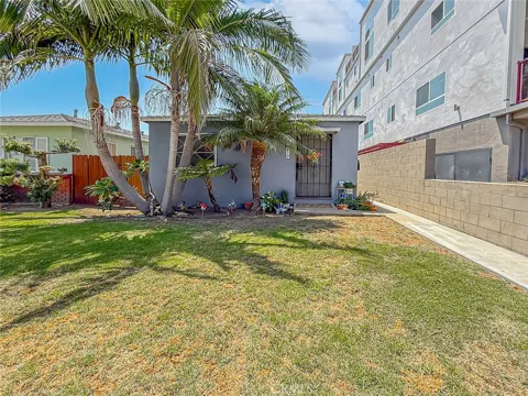 5459 Inglewood