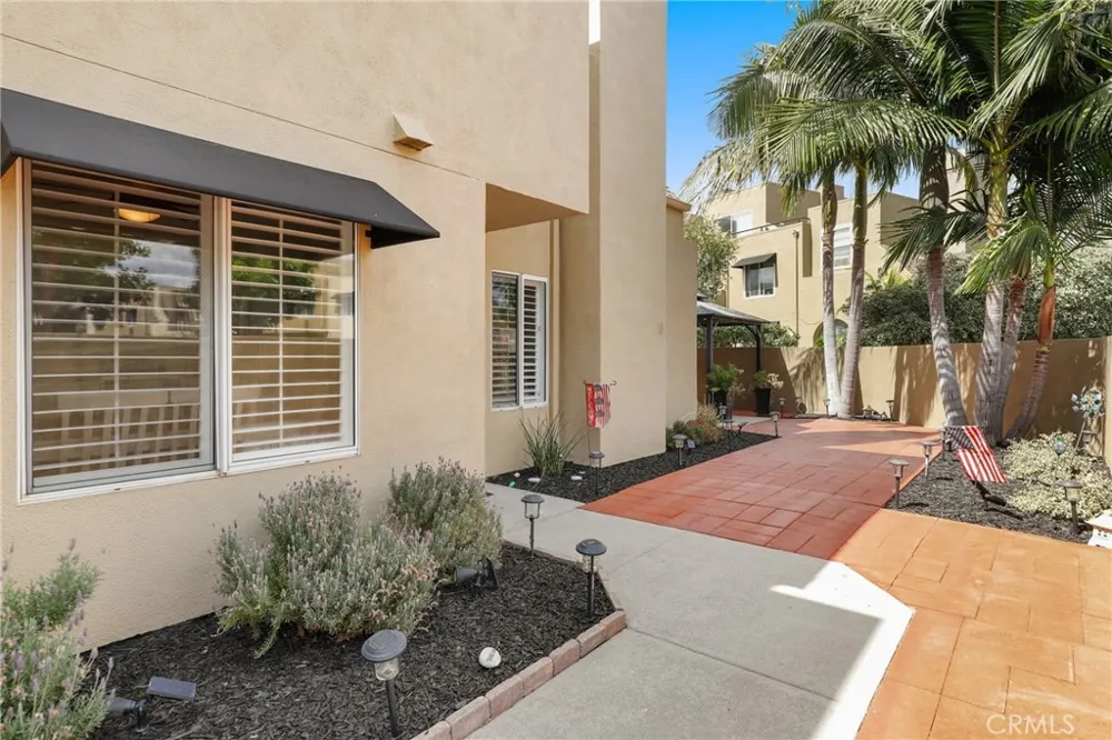 27841 Persimmon #44 Mission Viejo, CA 92691