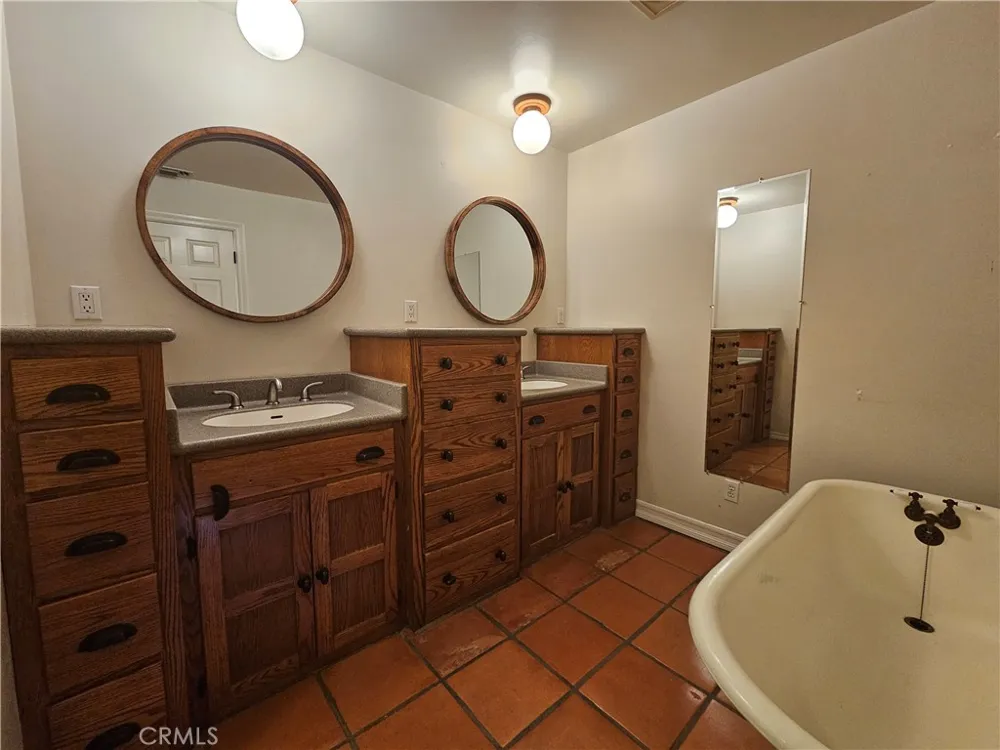 22530 Rolling Meadows Perris, CA 92570