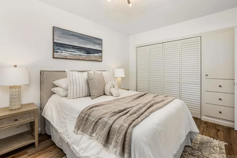 2423 Newcastle Avenue Cardiff by the Sea, CA 92007