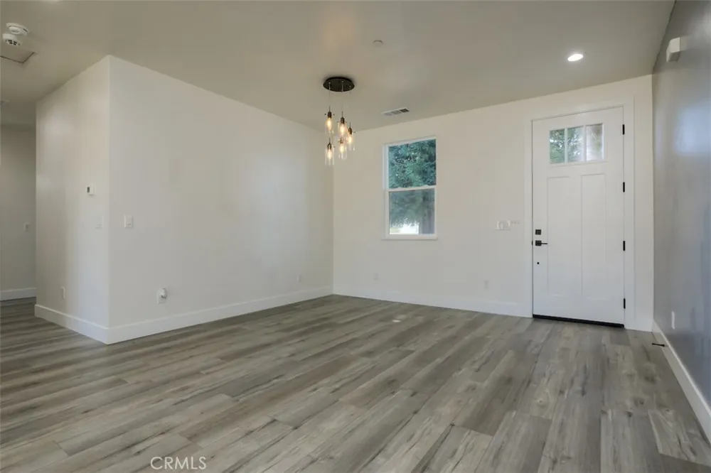 5682 Newman Paradise, CA 95969