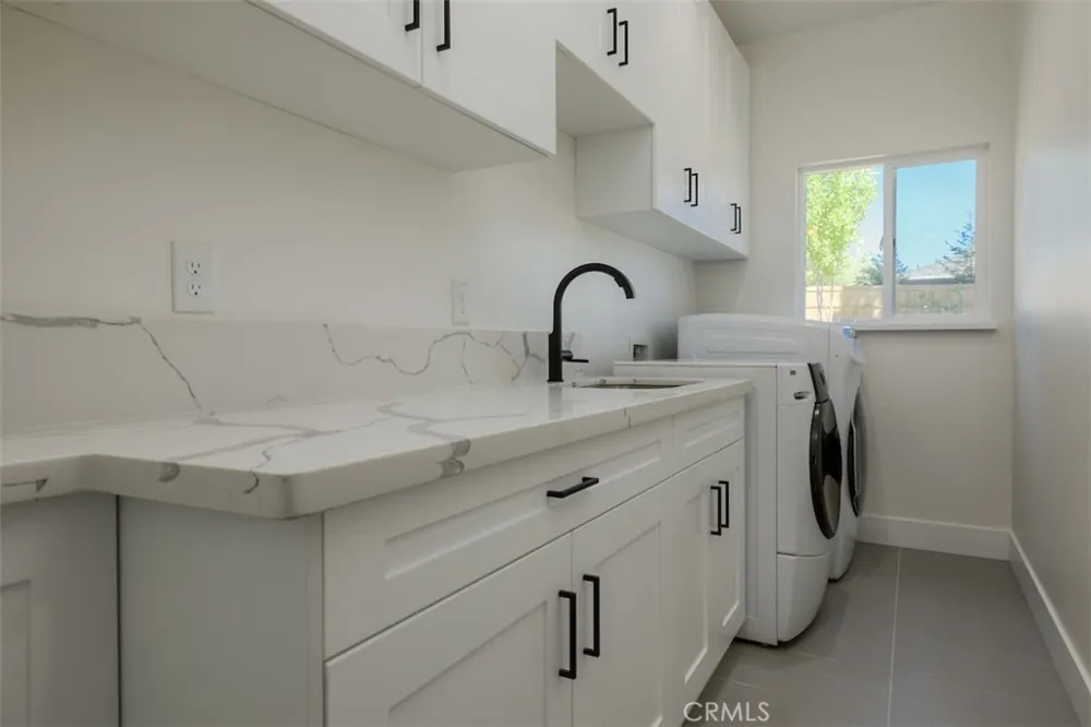 5682 Newman Paradise, CA 95969