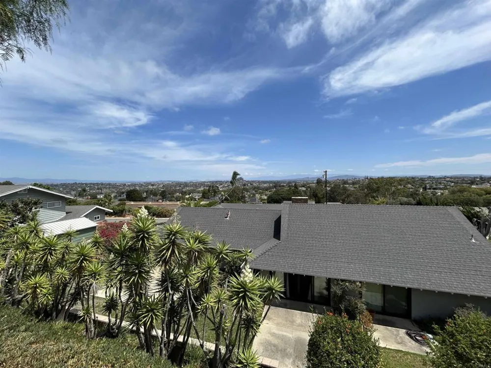 3495 Ridgecrest Dr. Carlsbad, CA 92008