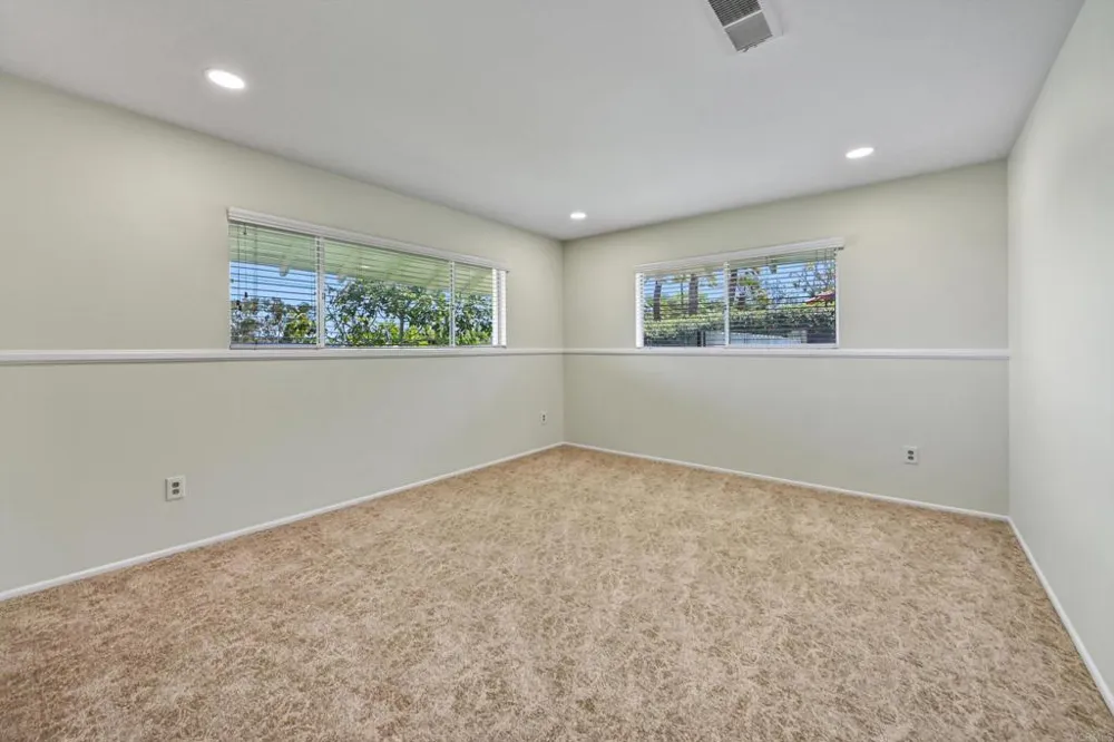 3495 Ridgecrest Dr. Carlsbad, CA 92008