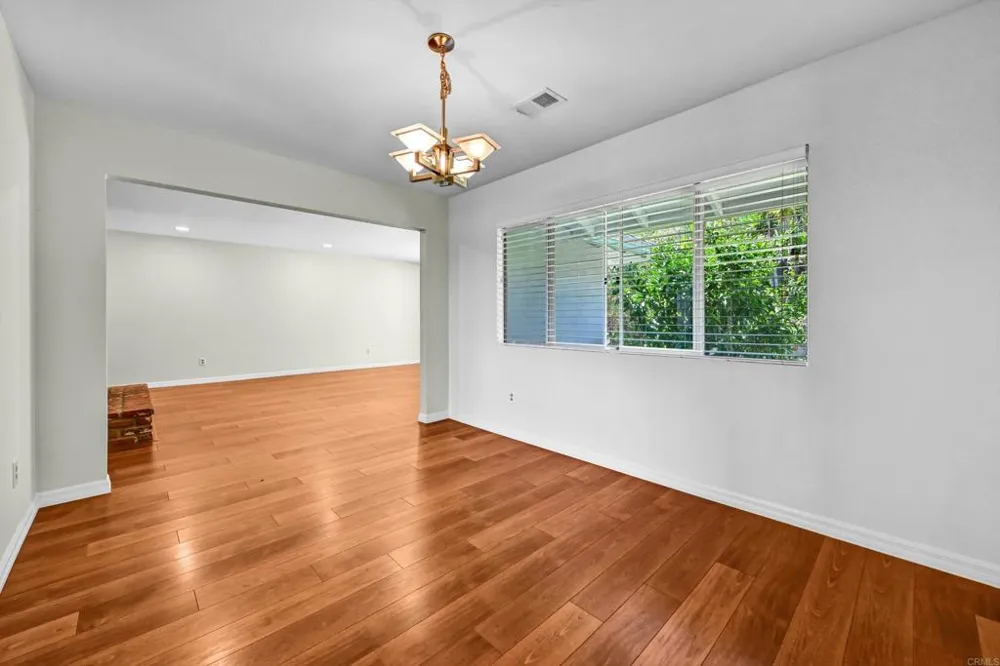 3495 Ridgecrest Dr. Carlsbad, CA 92008