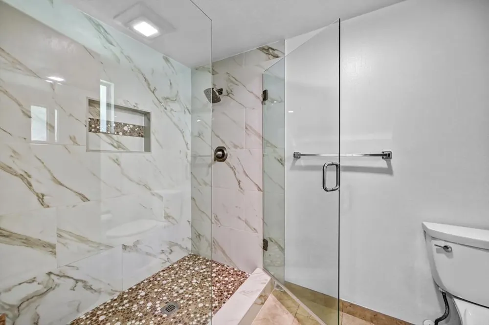 3495 Ridgecrest Dr. Carlsbad, CA 92008
